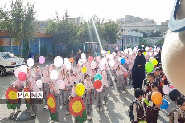 برگزاری مراسم جشن شکوفه‌ها در شهرستان قرچک