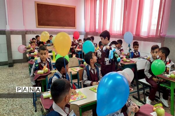 برگزاری مراسم جشن شکوفه‌ها در شهرستان قرچک