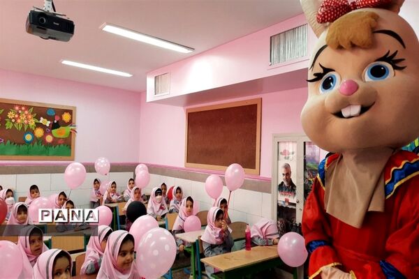 برگزاری مراسم جشن شکوفه‌ها در شهرستان قرچک
