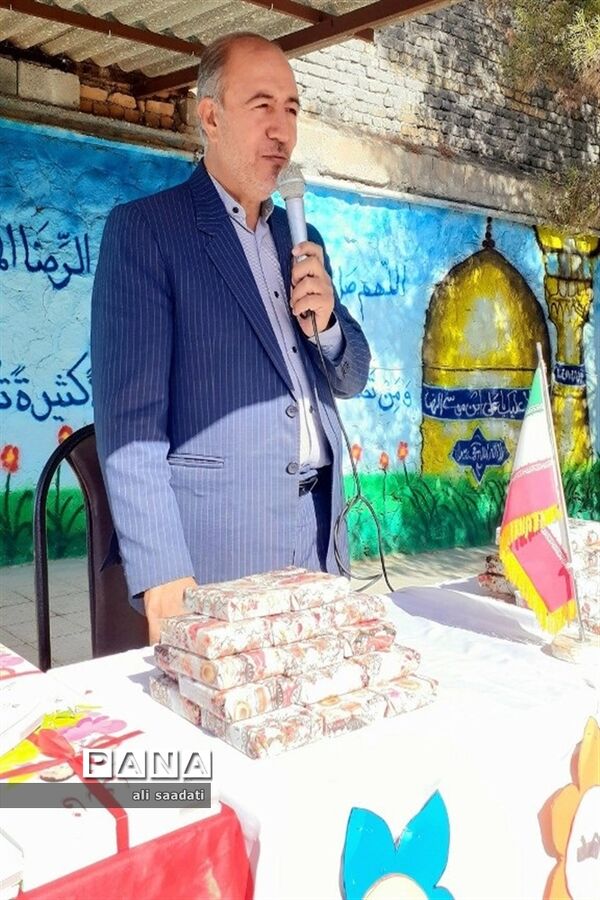 برگزاری آیین نمیادین زنگ شکوفه‌ها در شهرستان کلات