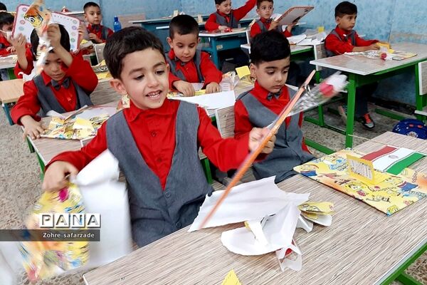 برگزاری جشن غنچه‌ها در آموزش و پرورش رودهن