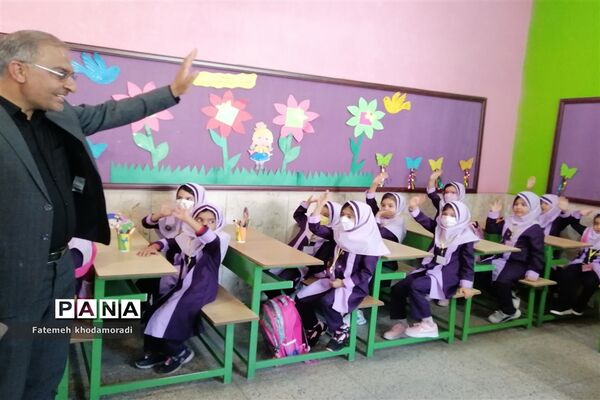 مراسم استانی روز شکوفه‌ها ویژه دانش‌آموزان کلاس اولی در فارس