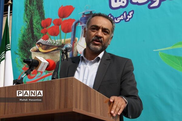 جشن شکوفه‌ها ویژه دانش‌آموزان اول ابتدایی در زنجان