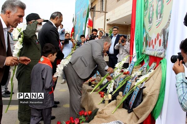 جشن شکوفه‌ها ویژه دانش‌آموزان اول ابتدایی در زنجان