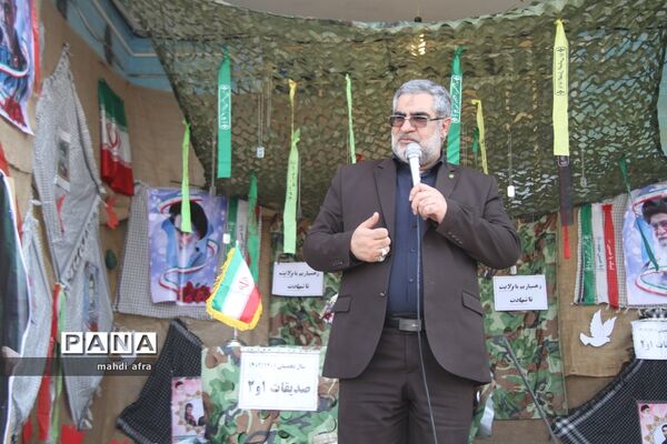 نواختن زنگ استانی شکوفه‌های حسینی در بهبهان
