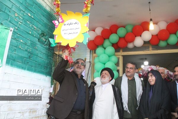 نواختن زنگ استانی شکوفه‌های حسینی در بهبهان