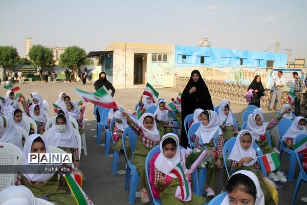 نواختن زنگ استانی شکوفه‌های حسینی در بهبهان