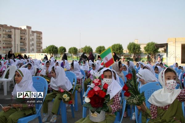 نواختن زنگ استانی شکوفه‌های حسینی در بهبهان