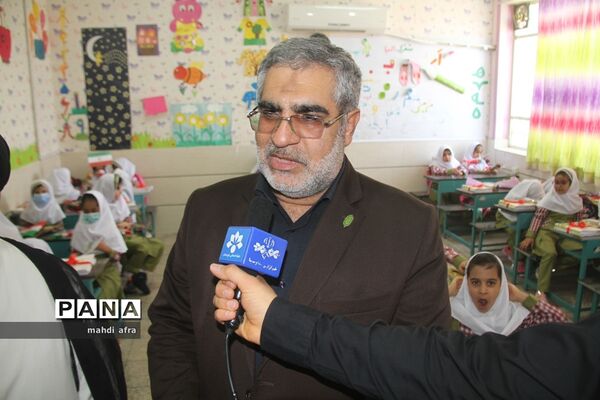 نواختن زنگ استانی شکوفه‌های حسینی در بهبهان