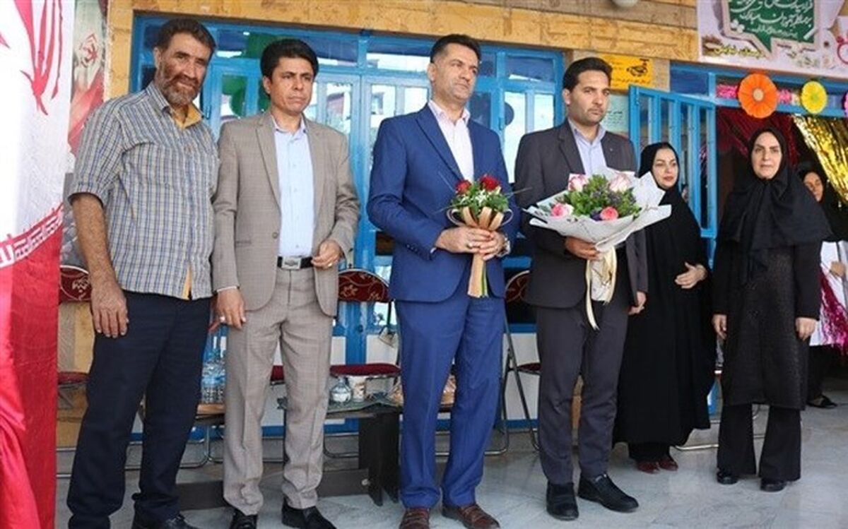 نواخته شدن زنگ شکوفه‌ها در دبستان دخترانه نیایش شهرستان قدس