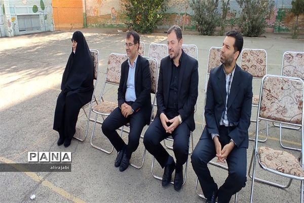 مراسم جشن شکوفه‌ها به‌مناسبت فرارسیدن ماه‌ مهربانی منطقه کهریزک