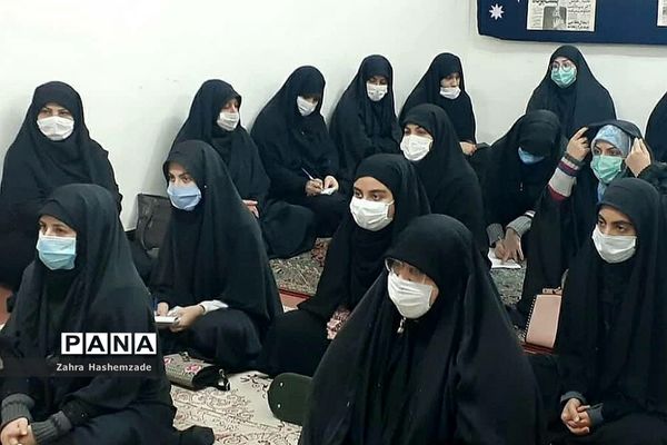 کلاس‌های اوقات فراغت برای بانوان در کانون فرهنگی هنری راوی‌ نور شهرری