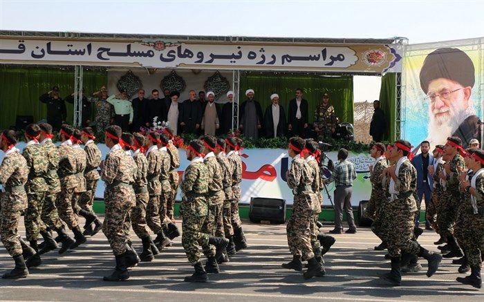 نمایش اقتدار نیروهای مسلح با رژه حماسی در قم