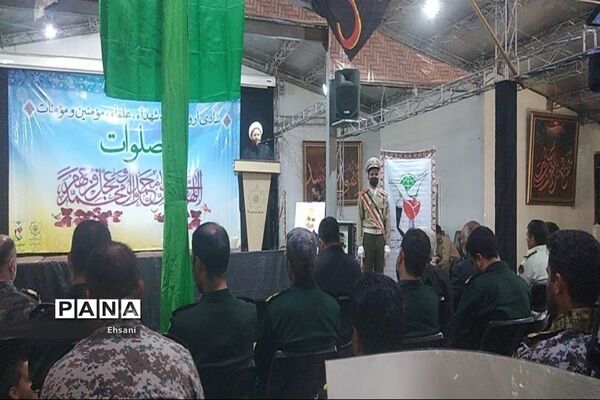 مراسم غبارروبی مزار شهدا در اولین روز هفته دفاع مقدس
