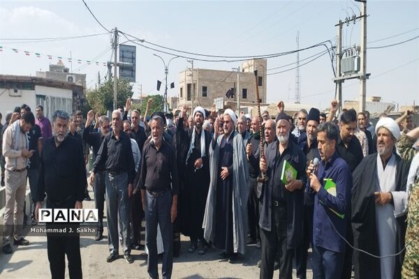 خروش انقلابی مردم قم علیه اغتشاشگران