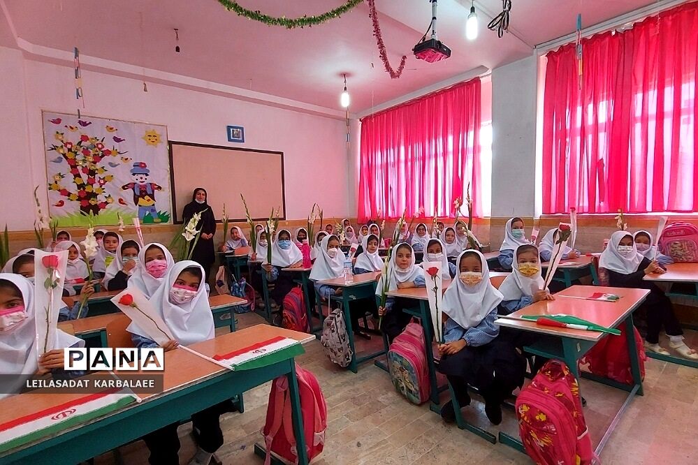 زنگ آغاز سال تحصیلی جدید در مدارس فشافویه