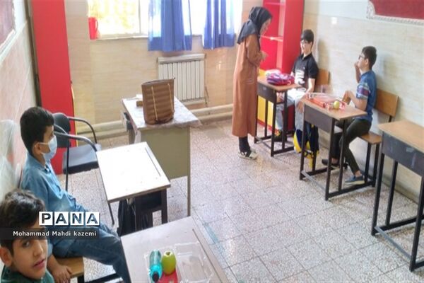 زنگ آغاز سال تحصیلی مدارس استثنایی با حضور شهردار تهران