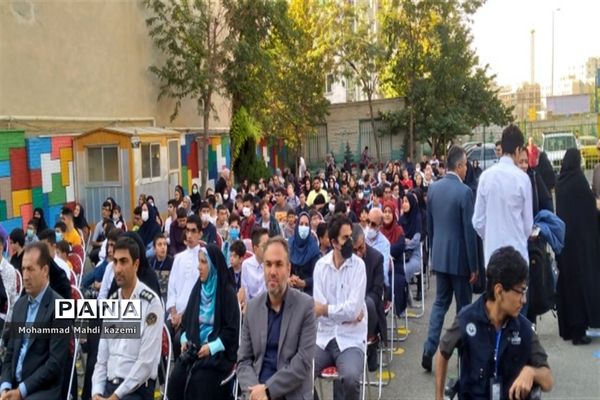 زنگ آغاز سال تحصیلی مدارس استثنایی با حضور شهردار تهران