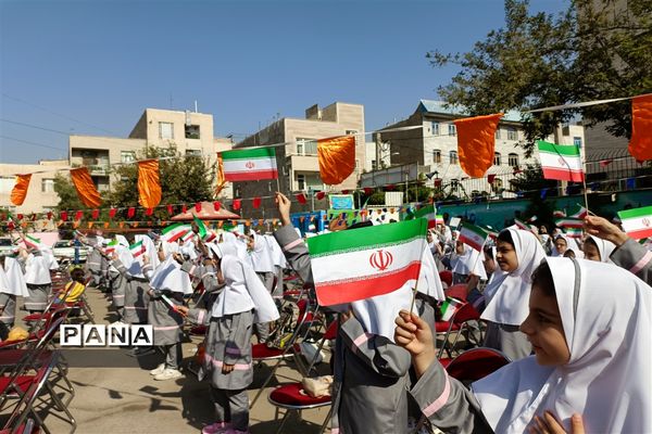 آیین بازگشایی مدارس و آغاز سال تحصیلی ۱۴۰۲-۱۴۰۱ شهرستان قدس