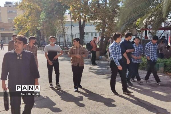 آغاز سال تحصیلی جدید در هنرستان آیت‌الله طالقانی