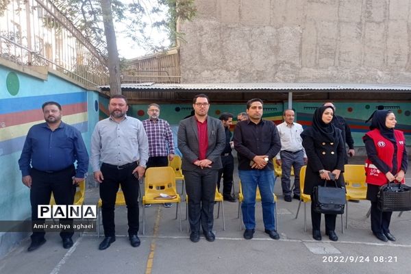 مراسم بازگشایی مدارس در دبیرستان حر بن ریاحی منطقه ۱۳