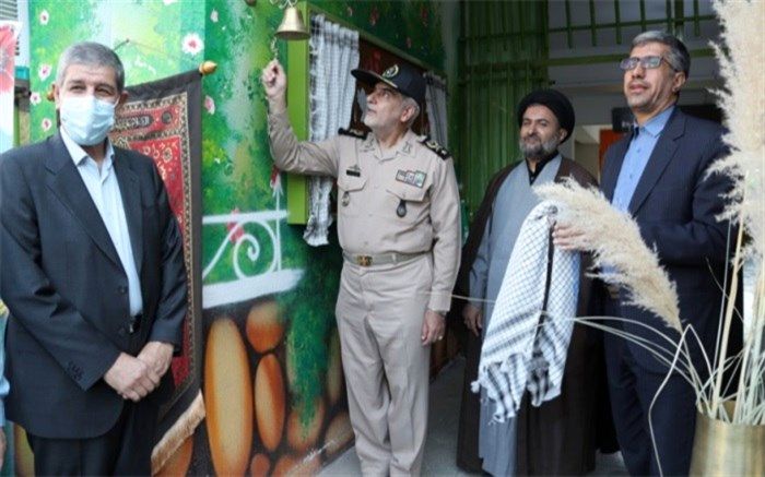 دریادار خواجه‌امیری: مدرسه کانون تحول و ارتقای جامعه است