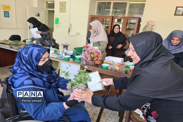 ‌زنگ مهر در دبیرستان زینبیه منطقه ۱۳ با حضور پرشور دانش‌آموزان نواخته شد
