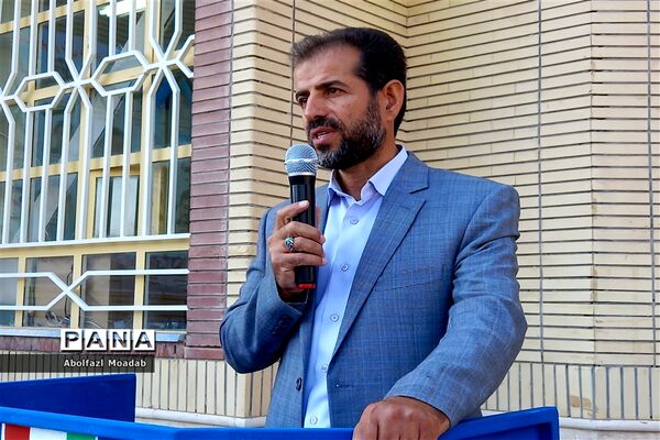 آغاز سال تحصیلی جدید در دبیرستان نمونه آیت‌الله خامنه‌ای کاشمر