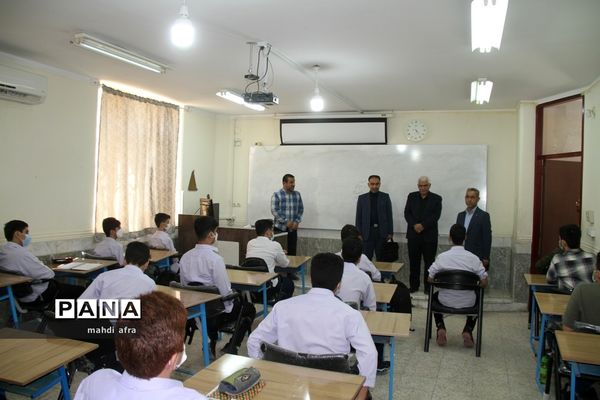زنگ نمادین بازگشایی مدارس در شهرستان بهبهان