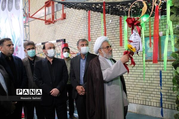 آیین نواختن زنگ بازگشایی مدارس در هرمزگان