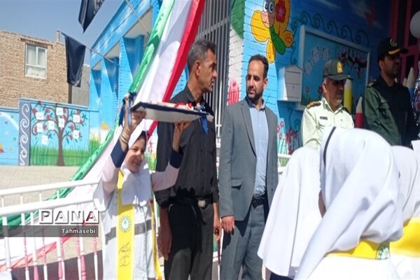 مراسم نمادین بازگشایی مدارس در شهرستان ورزنه-اصفهان