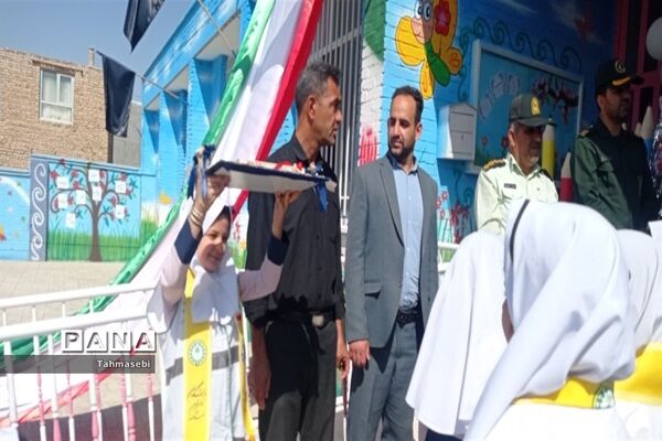 مراسم نمادین بازگشایی مدارس در شهرستان ورزنه-اصفهان