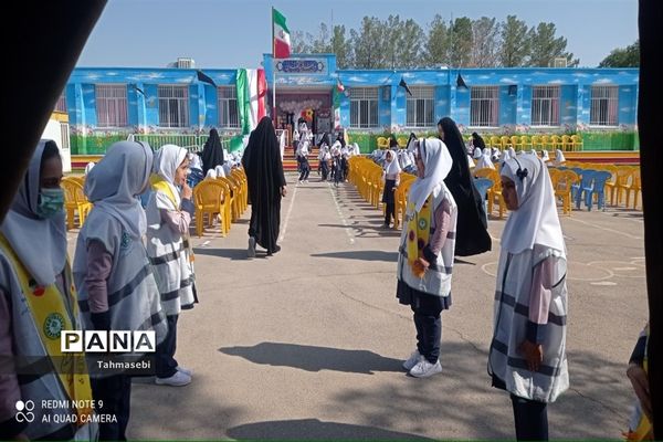 مراسم نمادین بازگشایی مدارس در شهرستان ورزنه-اصفهان