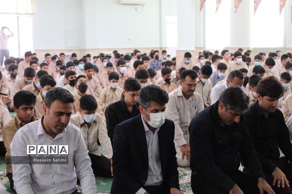 نواختن زنگ نماز در اولین روز بازگشایی مدارس هرمزگان