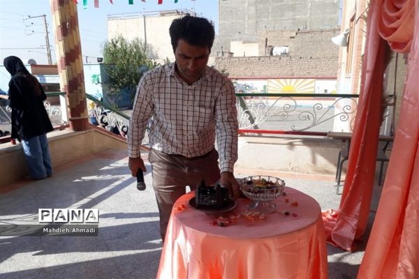 حضور غنچه‌های پایه اولی در دبستان شهید محمدسیفی