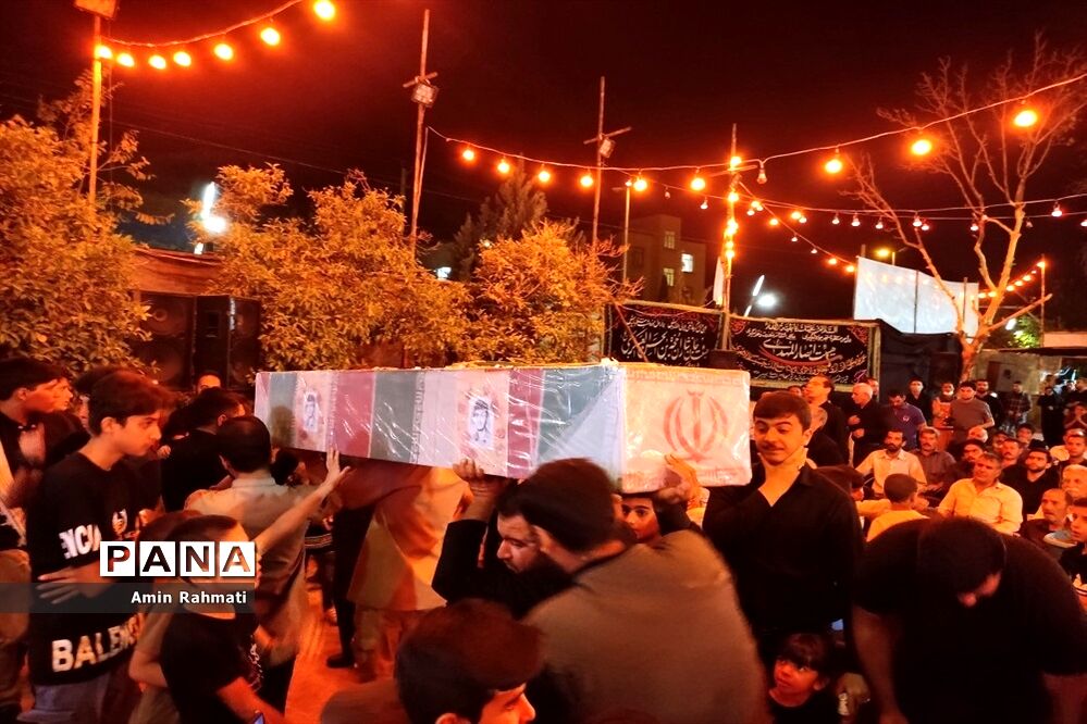 وداع با پیکر شهید دفاع مقدس در بوستان طاووسیه سعدی