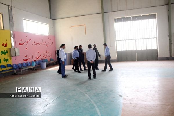 بازدید معاون تربیت‌بدنی و سلامت وزارت آموزش و پرورش از مجتمع  ورزشی زالی بوشهر