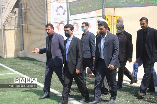 افتتاح زمین چمن دبیرستان دکتر شریعتی  بوشهر