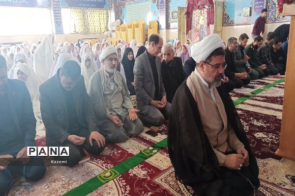 زنگ نماز در اولین روز از بازگشایی مدارس استان اصفهان