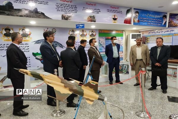 برپایی نمایشگاه دستاوردهای دفاع مقدس در شیراز