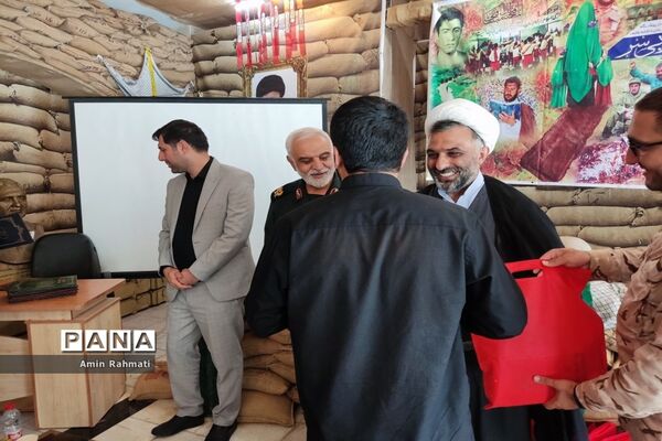 برپایی نمایشگاه دستاوردهای دفاع مقدس در شیراز