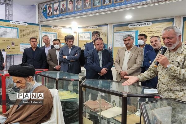 برپایی نمایشگاه دستاوردهای دفاع مقدس در شیراز