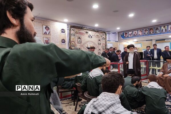برپایی نمایشگاه دستاوردهای دفاع مقدس در شیراز