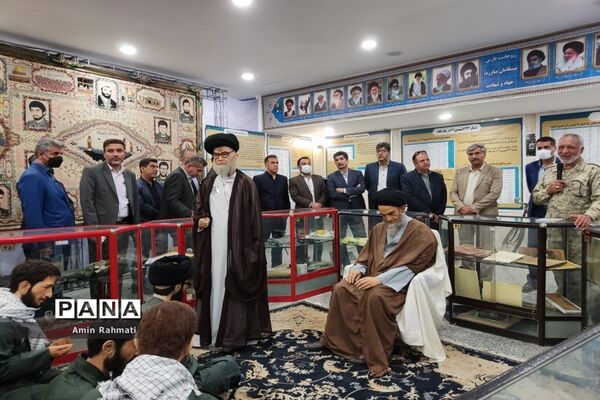برپایی نمایشگاه دستاوردهای دفاع مقدس در شیراز