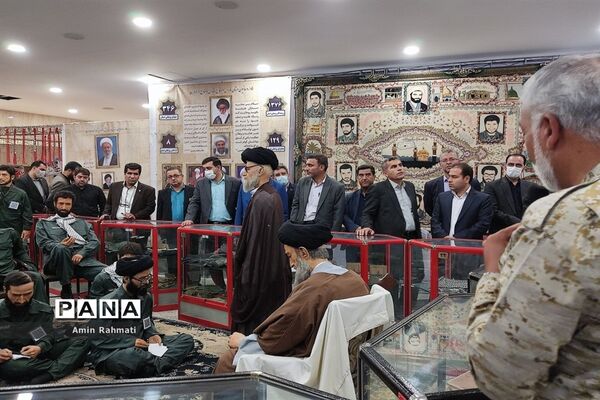 برپایی نمایشگاه دستاوردهای دفاع مقدس در شیراز