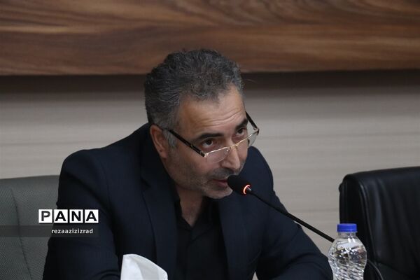 جلسه هماهنگی شور عاطفه‌ها در تالار معلم تبریز