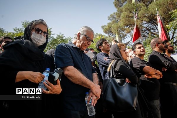 مراسم تشییع و خاکسپاری امین تارخ