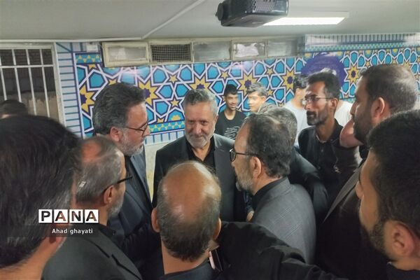 بازدید ازمدارس طرح گام‌های عاشقی توسط معاون اجرایی ریاست جمهوری