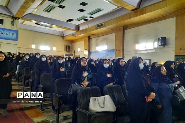 مراسم یادبود شهدای فرهنگی و دانش‌آموز