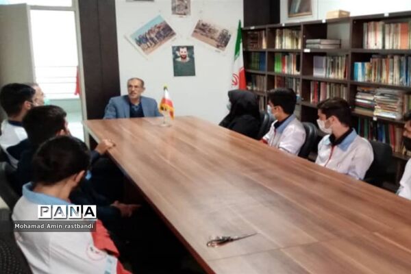 افتتاح کتابخانه دبیرستان فرهنگ عرفان منطقه ۱۳